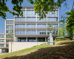 이화여자대학교 학관 리모델링 및 부분 재건축